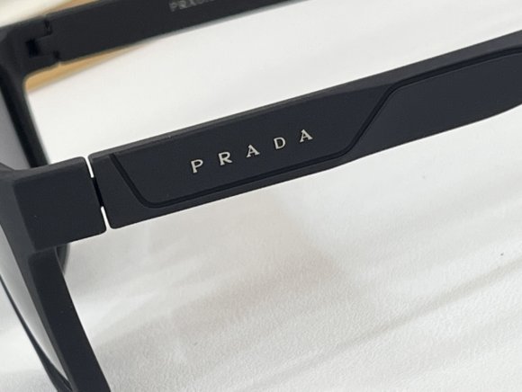 Prada - Солнцезащитные очки BO_0905PR2