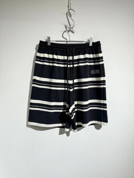 Maison Margiela MM6 - Мужские шорты AB_2106MM2 Maison Margiela MM6 - Мужские шорты AB_2106MM2