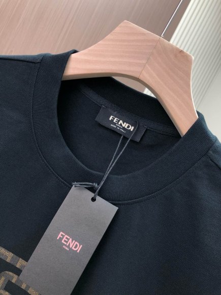 Fendi - Мужская футболка майка DZ_2102FE8 Fendi - Мужская футболка майка DZ_2102FE8