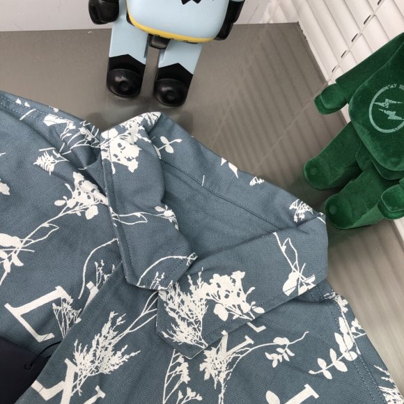 Louis Vuitton - Мужская куртка рубашка DZ_2207LV1