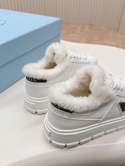 Prada - Женские зимние кроссовки ботинки MO_2410PR2