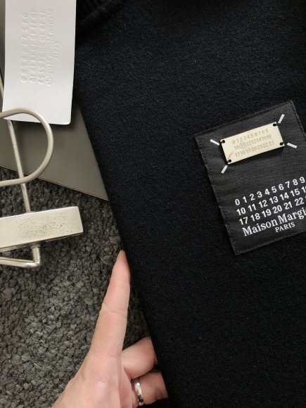 Maison Margiela MM6 - Мужская кофта свитер DF_1201MM2 Maison Margiela MM6 - Мужская кофта свитер DF_1201MM2