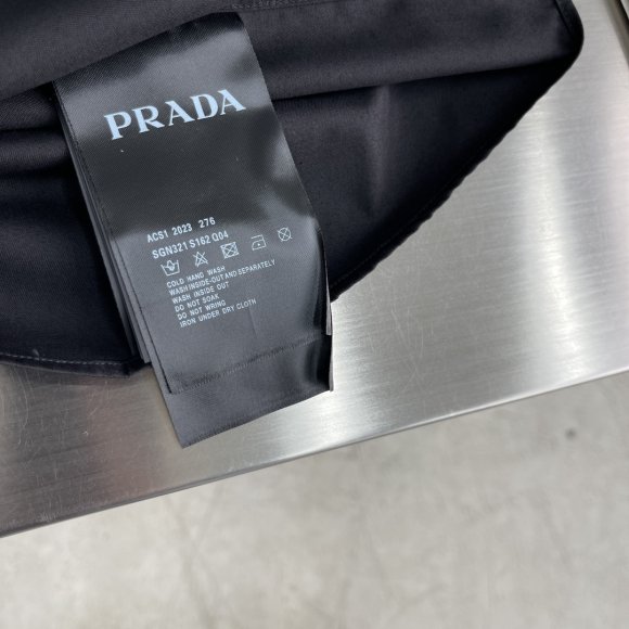 Prada - Мужская рубашка TJ_1303PR4 Prada - Мужская рубашка TJ_1303PR4