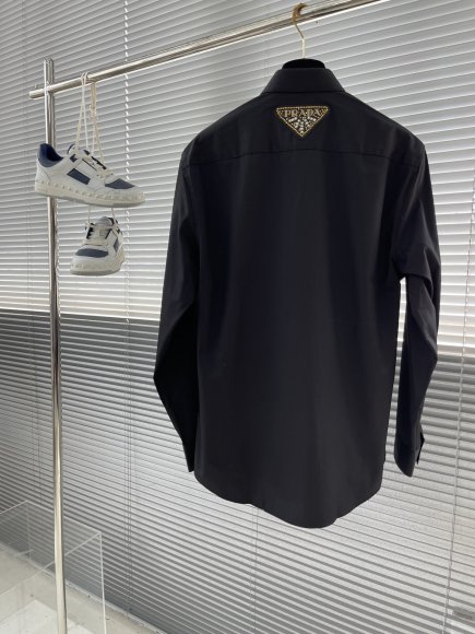 Prada - Мужская рубашка TJ_1303PR4 Prada - Мужская рубашка TJ_1303PR4