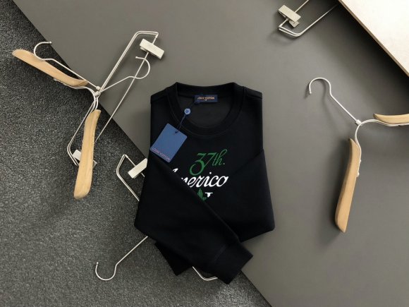 Louis Vuitton - Мужская кофта свитер DF_1401LV10