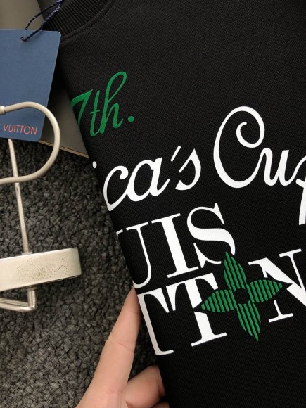 Louis Vuitton - Мужская кофта свитер DF_1401LV10