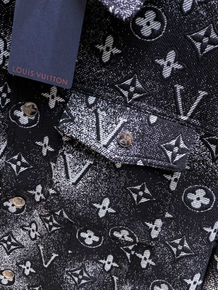 Louis Vuitton - Мужская джинсовая куртка TI_0709LV10 Louis Vuitton - Мужская джинсовая куртка TI_0709LV10