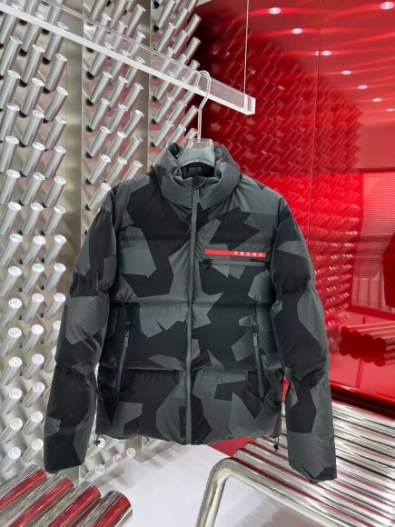 Prada - Мужская куртка пуховик SAD_3011PR1 Prada - Мужская куртка пуховик SAD_3011PR1
