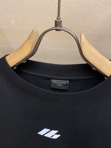 Balenciaga - Мужская кофта толстовка свитшот DZ_0908BA3 Balenciaga - Мужская кофта толстовка свитшот DZ_0908BA3