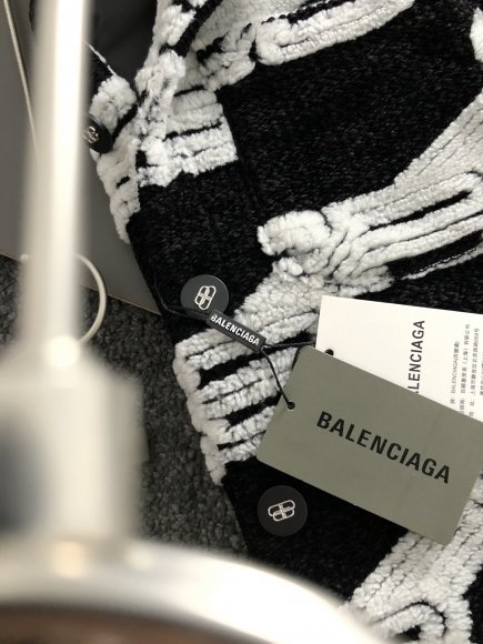 Balenciaga - Мужская куртка ветровка DF_1010BA10