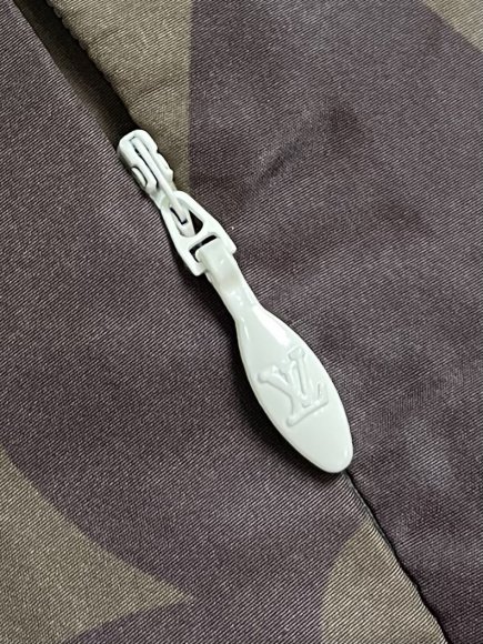 Louis Vuitton - Мужская куртка ветровка DZ_2810LV9