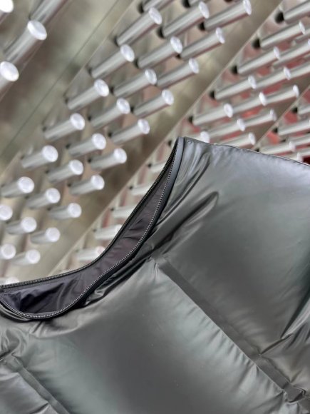 Prada - Мужская куртка жилет 2в1 CF_2609PR7 Prada - Мужская куртка жилет 2в1 CF_2609PR7