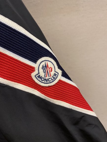 Moncler - Мужская куртка ветровка куртка DZ_0908MO4