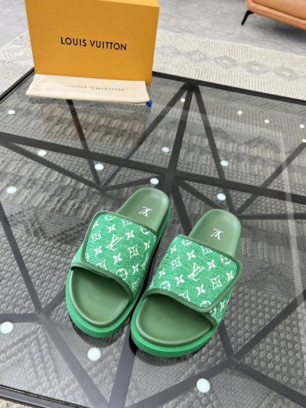 Louis Vuitton - Мужские шлепанцы RU_2805LV2