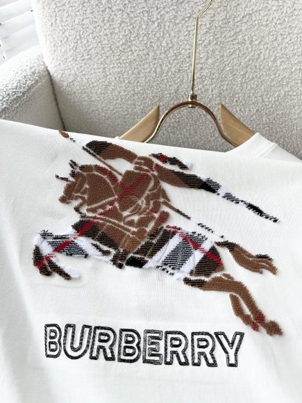 Burberry - Мужская футболка майка DF_0904BU4