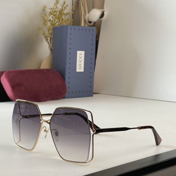 Gucci - Солнцезащитные очки K2_2402GU4