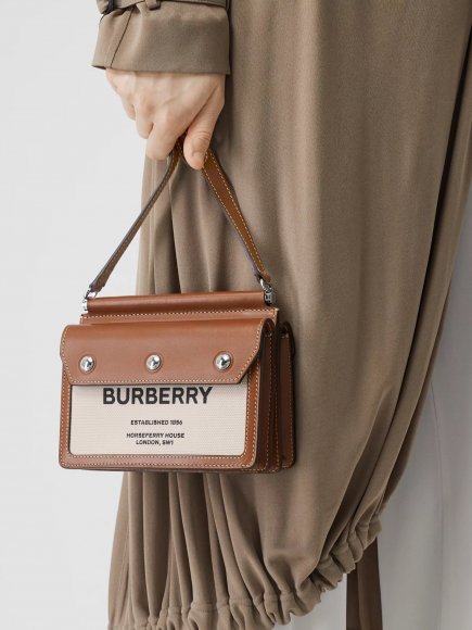 Burberry Женская сумка - мессенджер BU_1702BU10