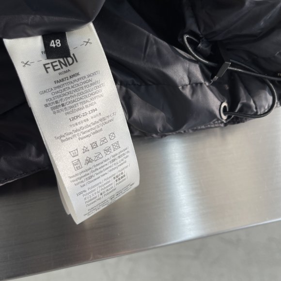 Fendi - Мужская куртка пуховик DZ_1201FE3