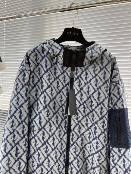 Fendi - Мужская куртка ветровка TJ_1303FE8 Fendi - Мужская куртка ветровка TJ_1303FE8