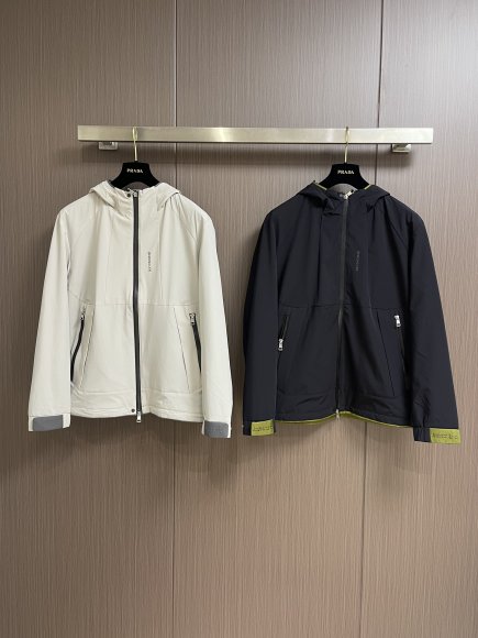 Moncler - Мужская куртка ветровка DZ_0908MO6
