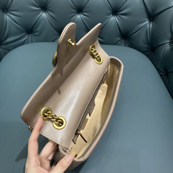 Gucci Marmont Сумка мессенджер GH_0509GU4 Gucci Marmont Сумка мессенджер GH_0509GU4