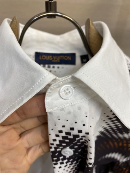 Louis Vuitton - Мужская рубашка DZ_1011LV6