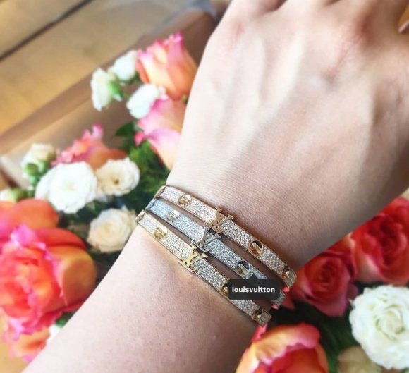 Louis Vuitton Браслет OR_1103LV3