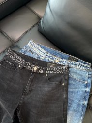 Dolce & Gabbana - Мужские штаны джинсы TI_1110DG5