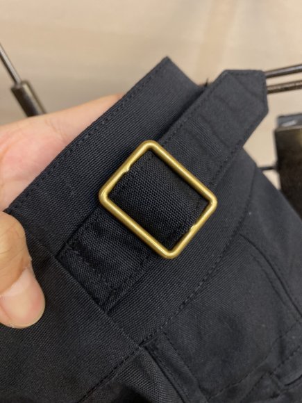 Louis Vuitton - Мужские шорты DZ_2703LV2 Louis Vuitton - Мужские шорты DZ_2703LV2