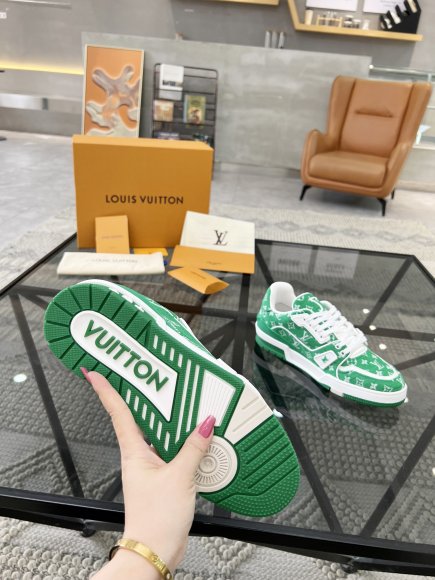 Louis Vuitton - Мужские кроссовки RU_1906LV1 Louis Vuitton - Мужские кроссовки RU_1906LV1