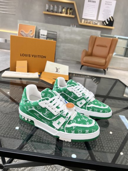 Louis Vuitton - Мужские кроссовки RU_1906LV1 Louis Vuitton - Мужские кроссовки RU_1906LV1