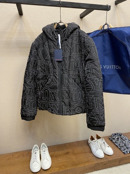 Louis Vuitton Snow - Мужская стеганная куртка DZ_1011LV8