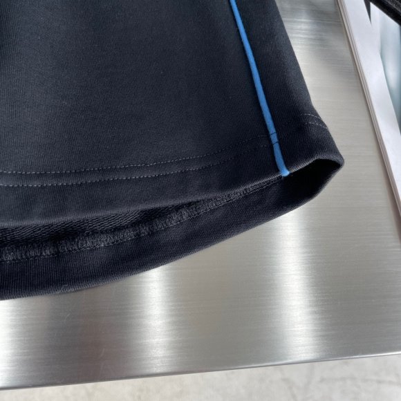 Prada - Мужские шорты TJ_1303PR12