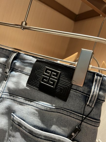 Givenchy - Мужские штаны джинсы DF_0904GI9 Givenchy - Мужские штаны джинсы DF_0904GI9