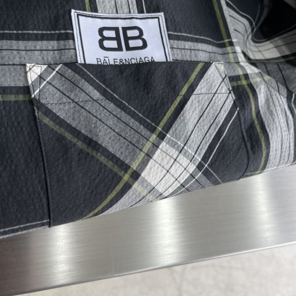 Balenciaga - Мужская рубашка TJ_2205BA1