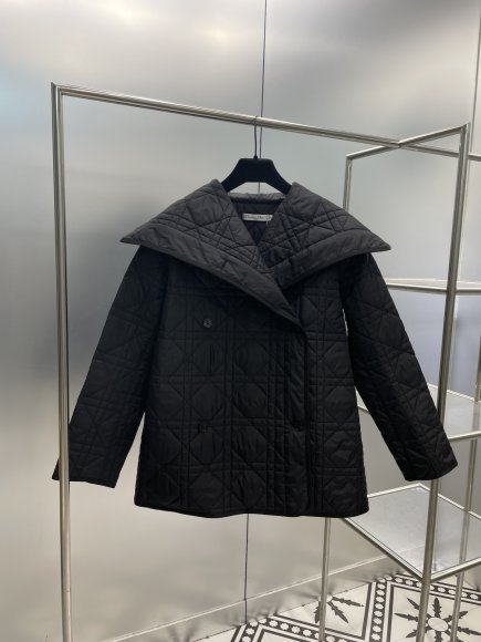 Dior - Женская стеганая куртка FY_2812DI8