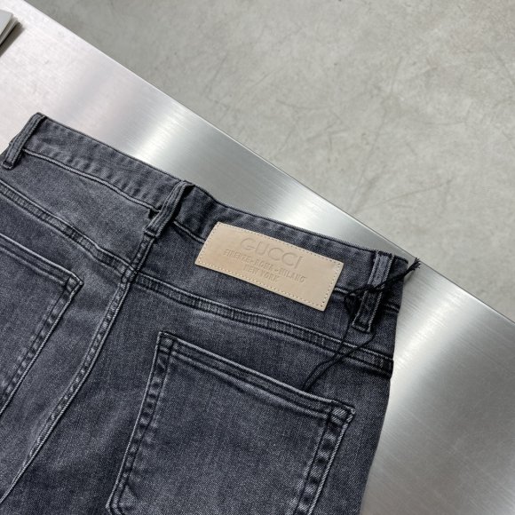 Gucci - Мужские штаны джинсы TJ_1303GU13 Gucci - Мужские штаны джинсы TJ_1303GU13