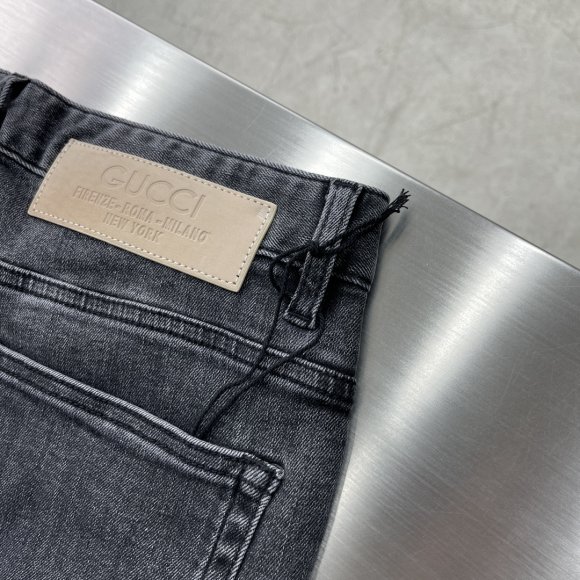 Gucci - Мужские штаны джинсы TJ_1303GU13 Gucci - Мужские штаны джинсы TJ_1303GU13
