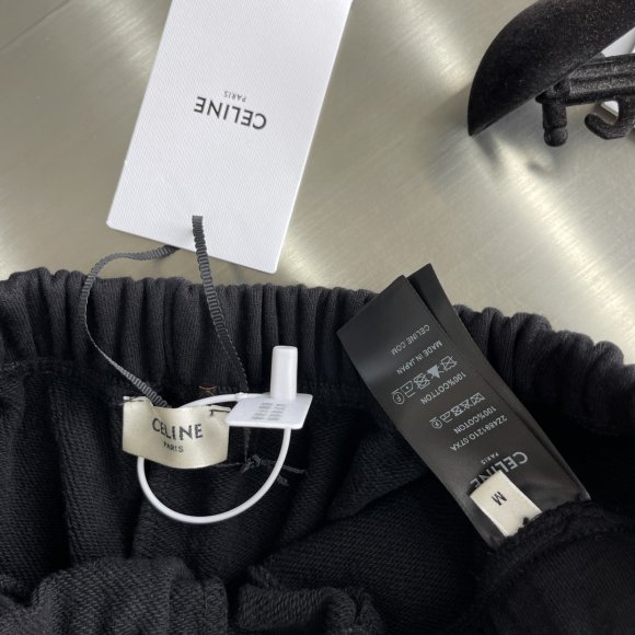 Celine - Мужские шорты DZ_0306CE1 Celine - Мужские шорты DZ_0306CE1