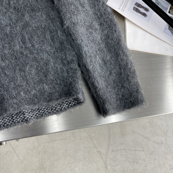 Givenchy - Мужская кофта TJ_0809GI2