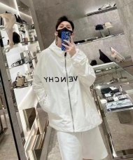 Givenchy - Мужская куртка ветровка DZ_0908GI12 Givenchy - Мужская куртка ветровка DZ_0908GI12