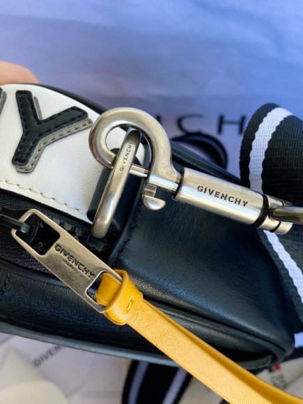 Givenchy Женская сумка мессенджер GI_0802GI4W