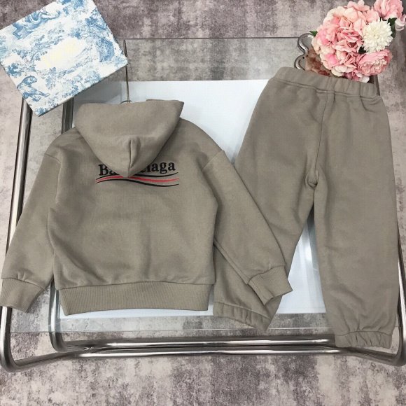 Balenciaga - Детский спортивный костюм DW_0112BA8