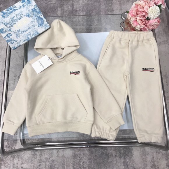 Balenciaga - Детский спортивный костюм DW_0112BA8