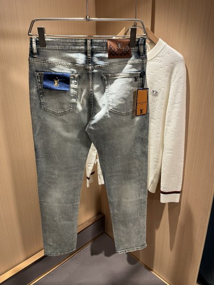 Louis Vuitton - Мужские штаны джинсы DF_0912LV7