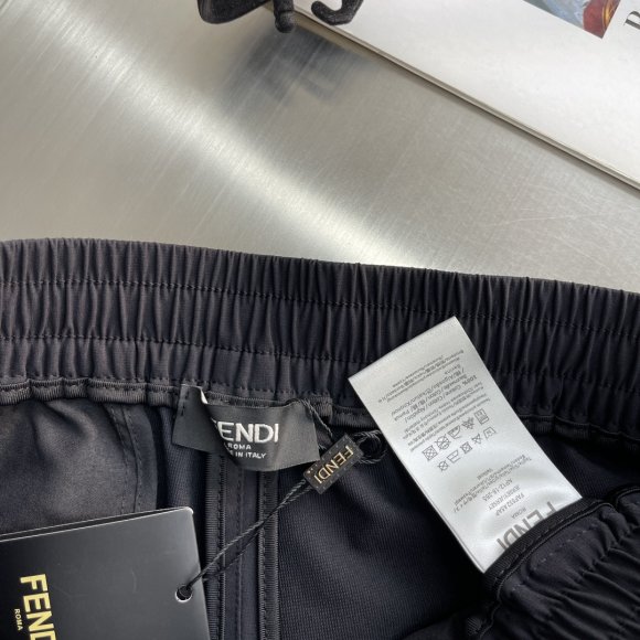Fendi - Мужские спортивные штаны DZ_2803FE7 Fendi - Мужские спортивные штаны DZ_2803FE7