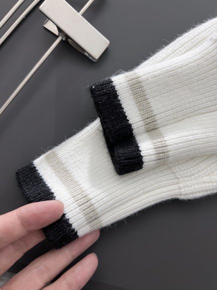 Louis Vuitton - Мужская кофта пуловер CF_2809LV2 Louis Vuitton - Мужская кофта пуловер CF_2809LV2