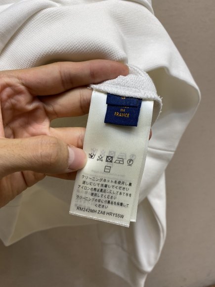 Louis Vuitton Signature - Мужская кофта худи толстовка DZ_2308LV2 Louis Vuitton Signature - Мужская кофта худи толстовка DZ_2308LV2