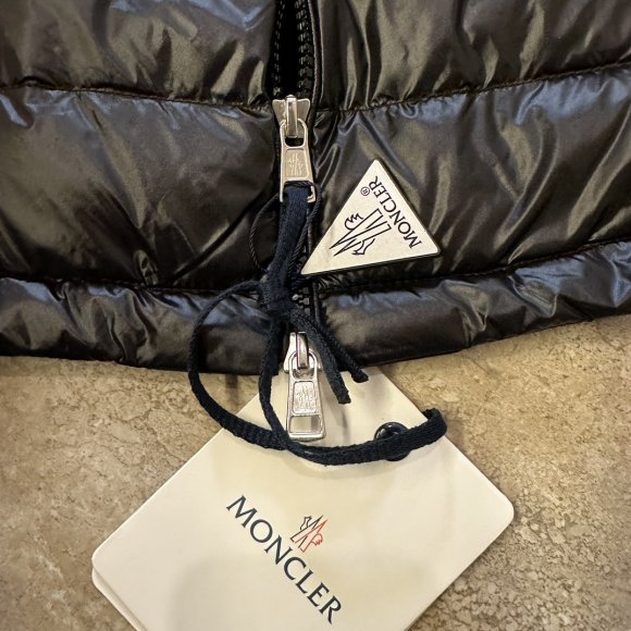 Moncler - Мужская куртка ветровка пуховик MI_0110MO1 Moncler - Мужская куртка ветровка пуховик MI_0110MO1