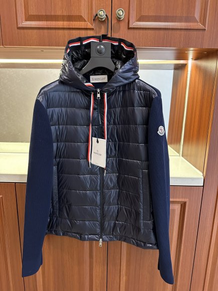 Moncler - Мужская куртка ветровка пуховик MI_0110MO1 Moncler - Мужская куртка ветровка пуховик MI_0110MO1